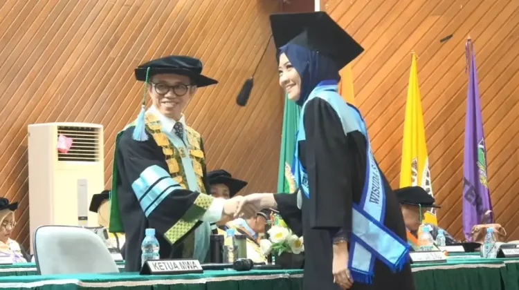Unand Kukuhkan 1.333 Lulusan, Rektor Tekankan Ketajaman Berpikir